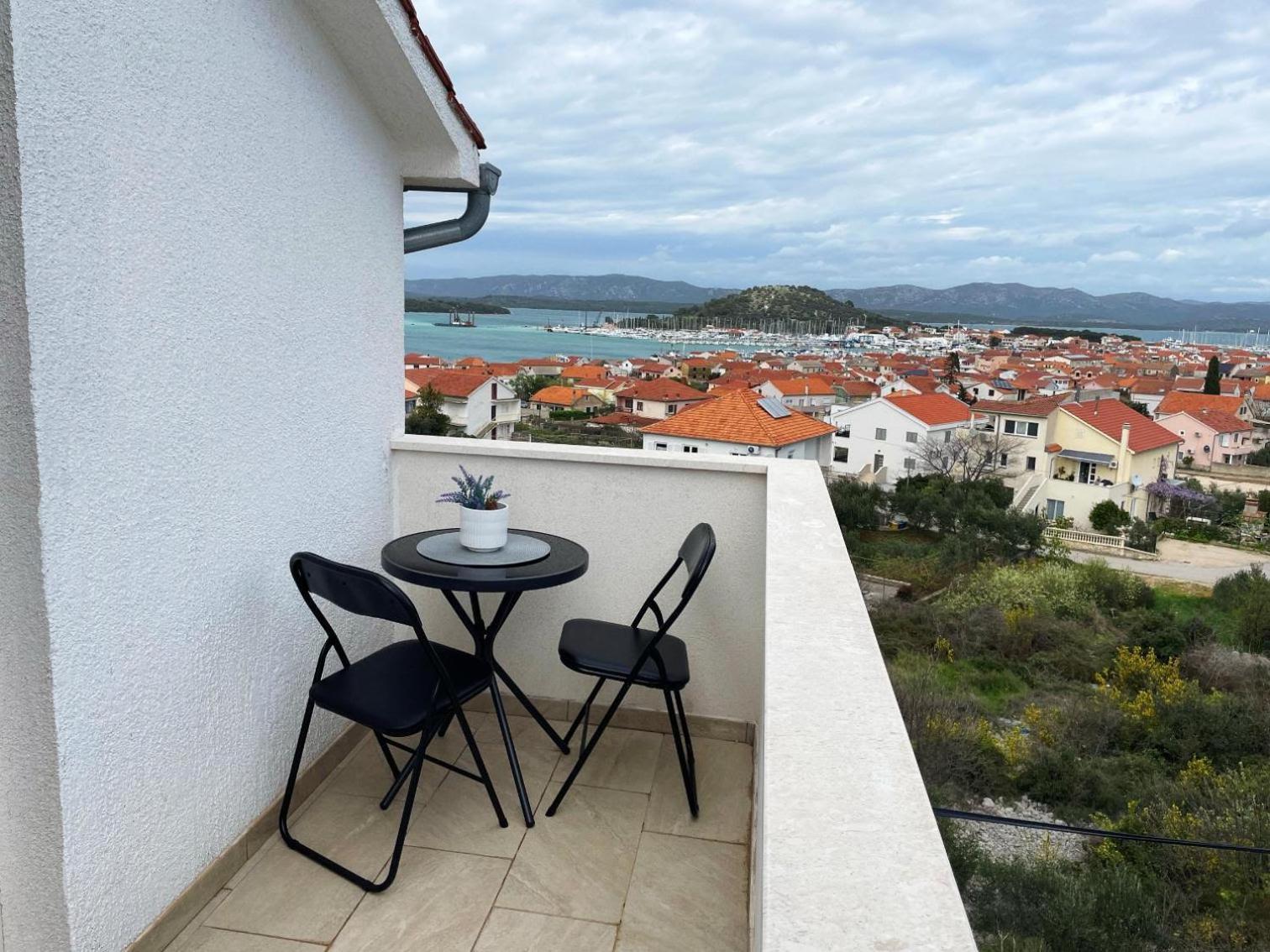 Apartments Kostelic Murter Pokoj fotografie