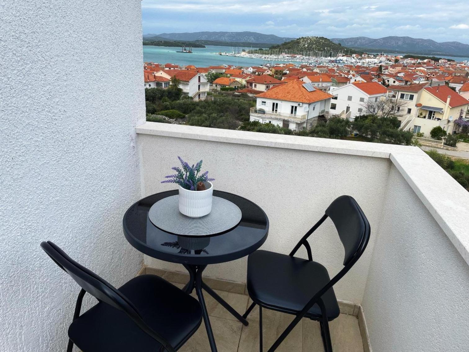Apartments Kostelic Murter Pokoj fotografie