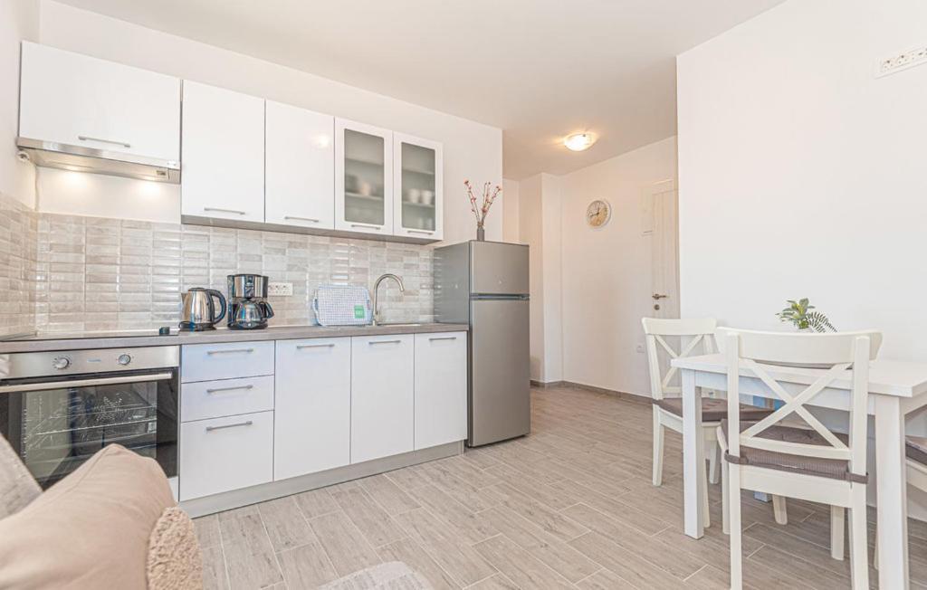 Apartments Kostelic Murter Pokoj fotografie